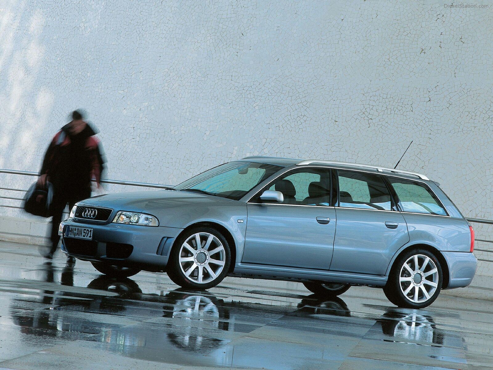 Audi RS4 (2000)